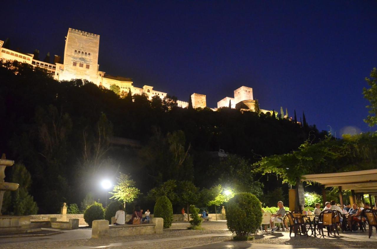 Paseo De Los Tristes Granada Buitenkant foto